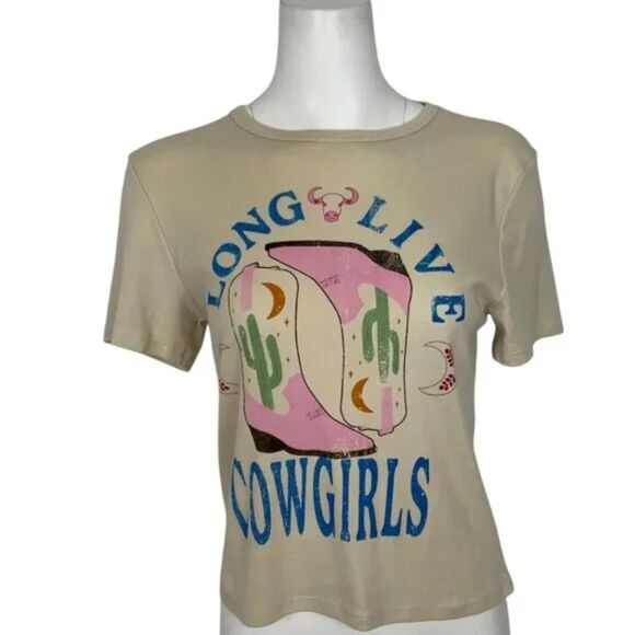 Long Live Cowgirls Graphic Tee Shirt Large Sand Short Sleeve‎ Crew Western NWT - Picture 1 of 5
